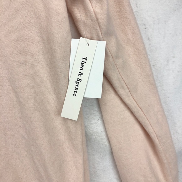 ✨Theo and Spence Yummy Brushed Knit Hoodie - Picture 3 of 10